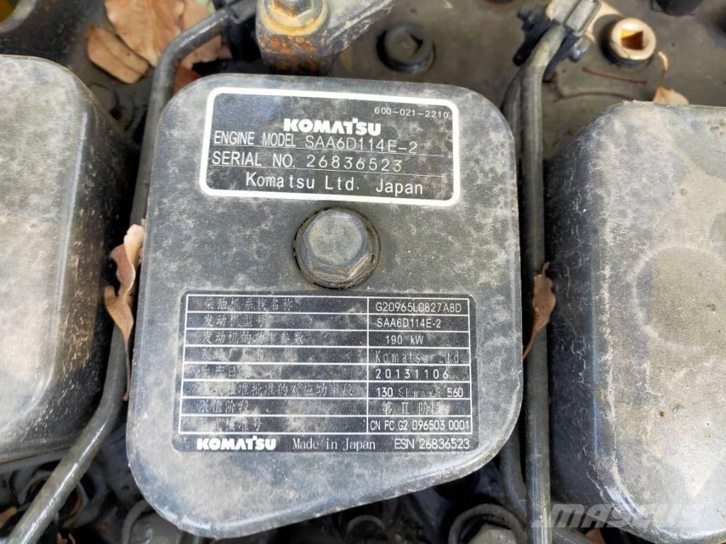 Komatsu PC300-7 Bageri guseničari