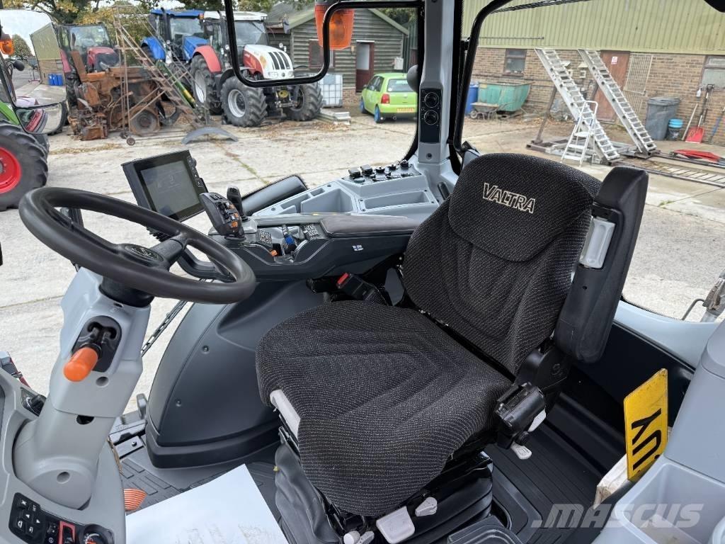 Valtra T174 Versu Traktori