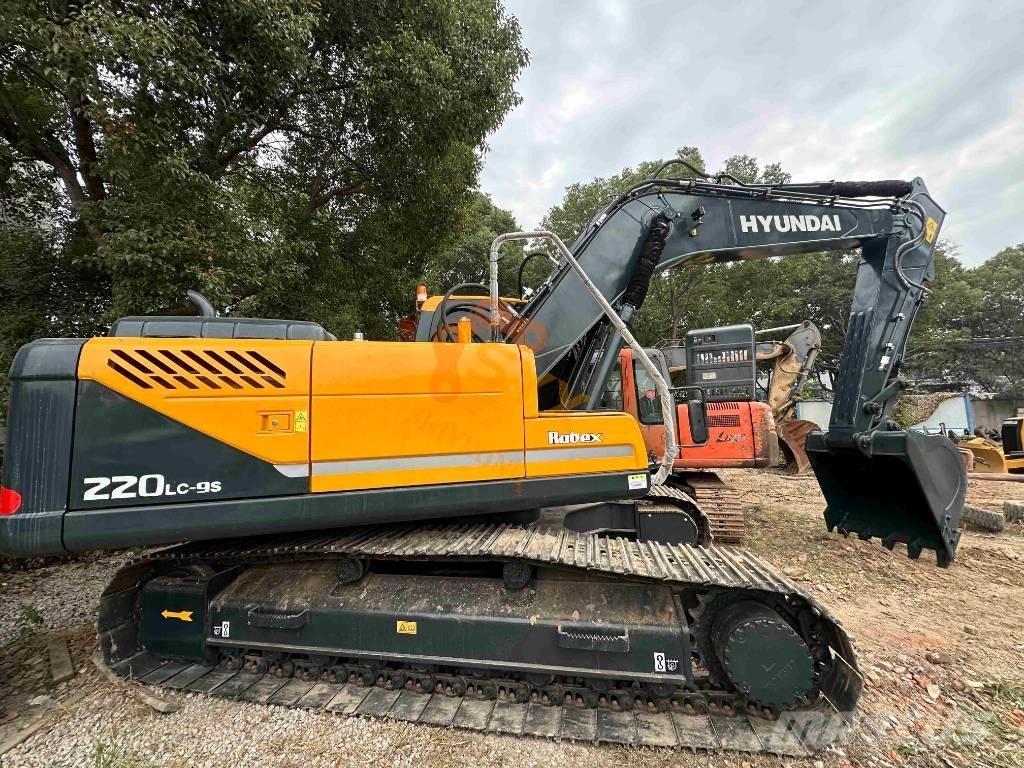 Hyundai Robex 220-9S Bageri guseničari