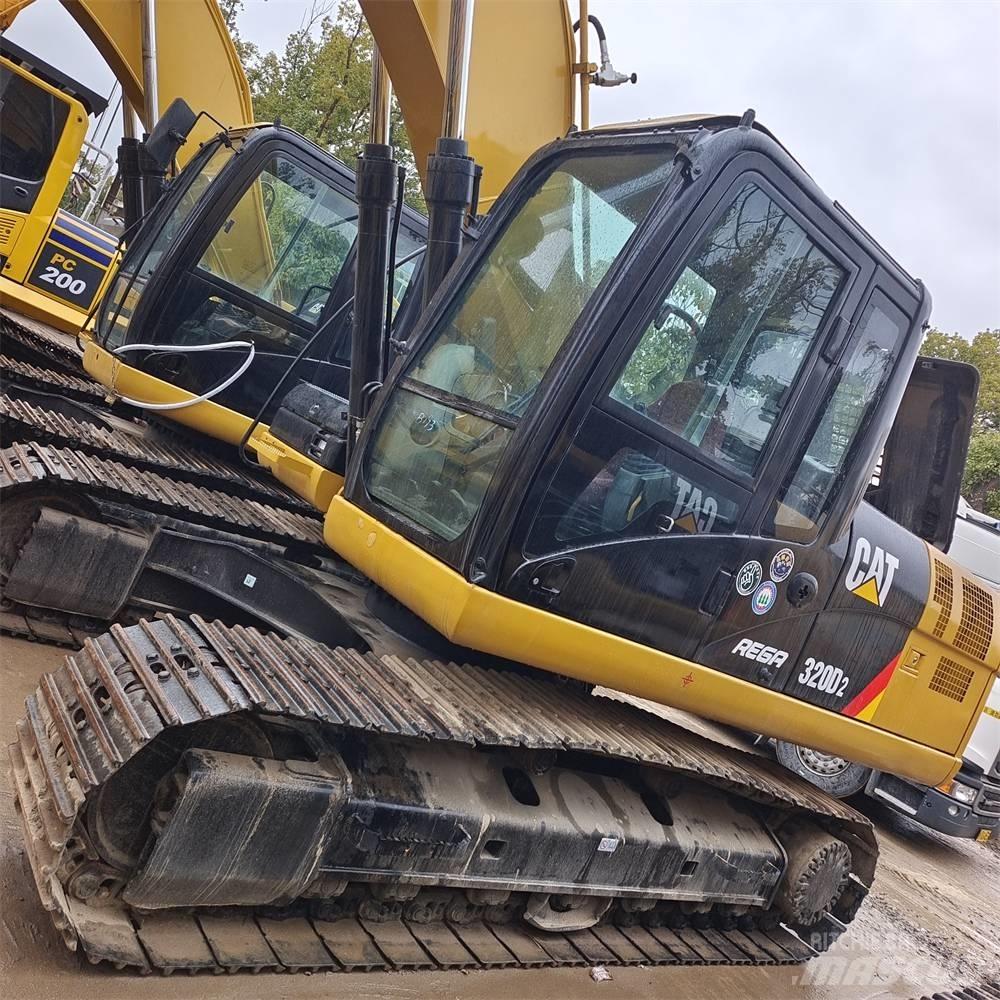 CAT 320 D Bageri guseničari