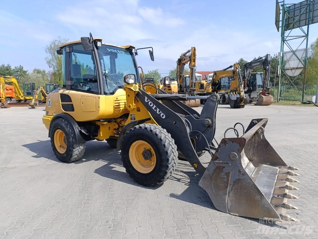 Volvo L 25 F Utovarivači na točkove