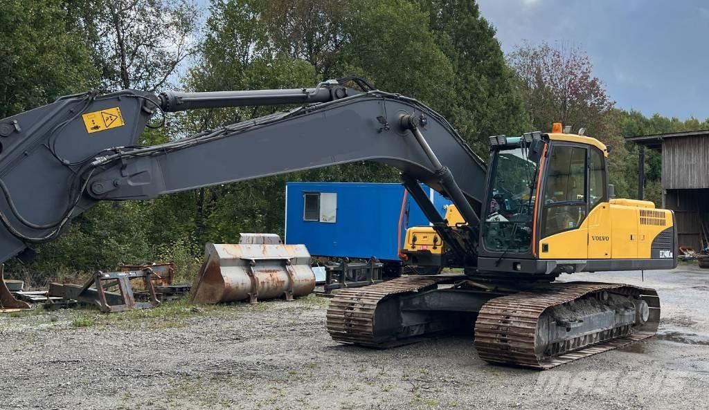 Volvo EC 240 C L Bageri guseničari
