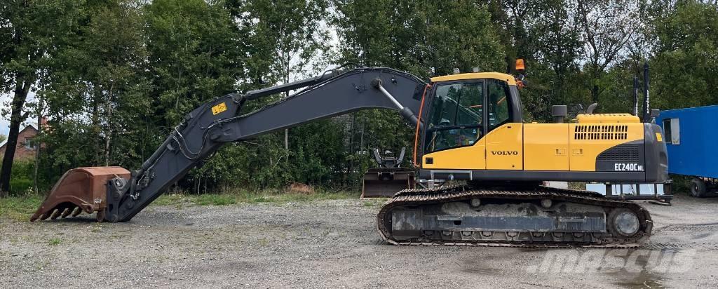 Volvo EC 240 C L Bageri guseničari