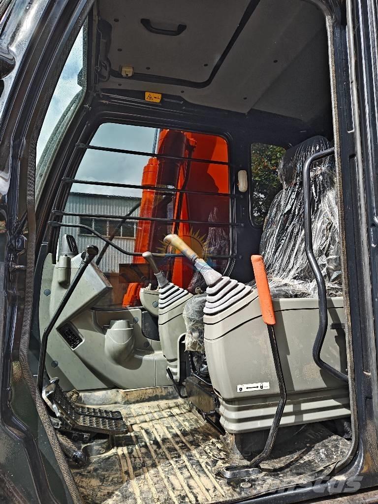 Hitachi ZX 130 Bageri guseničari