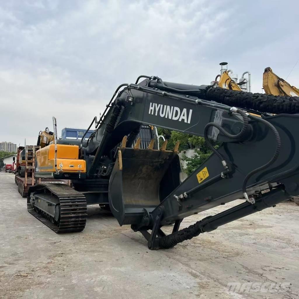 Hyundai R330LC-9T Midi bageri 7t – 12t