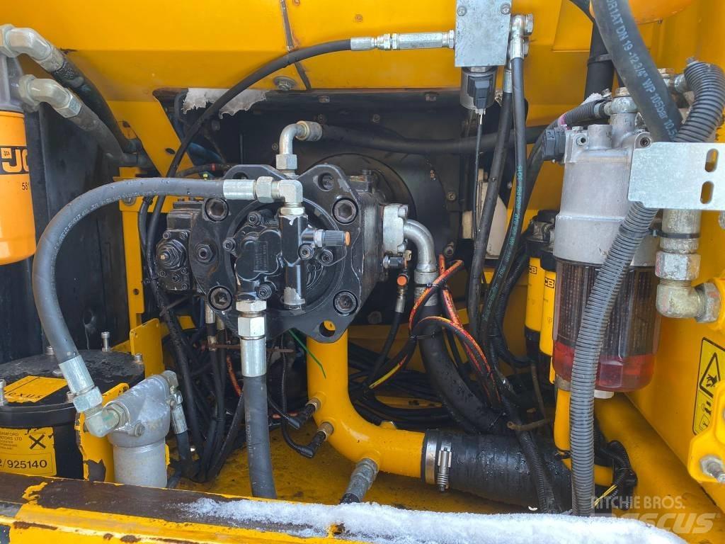 JCB JS 290 LC Bageri guseničari