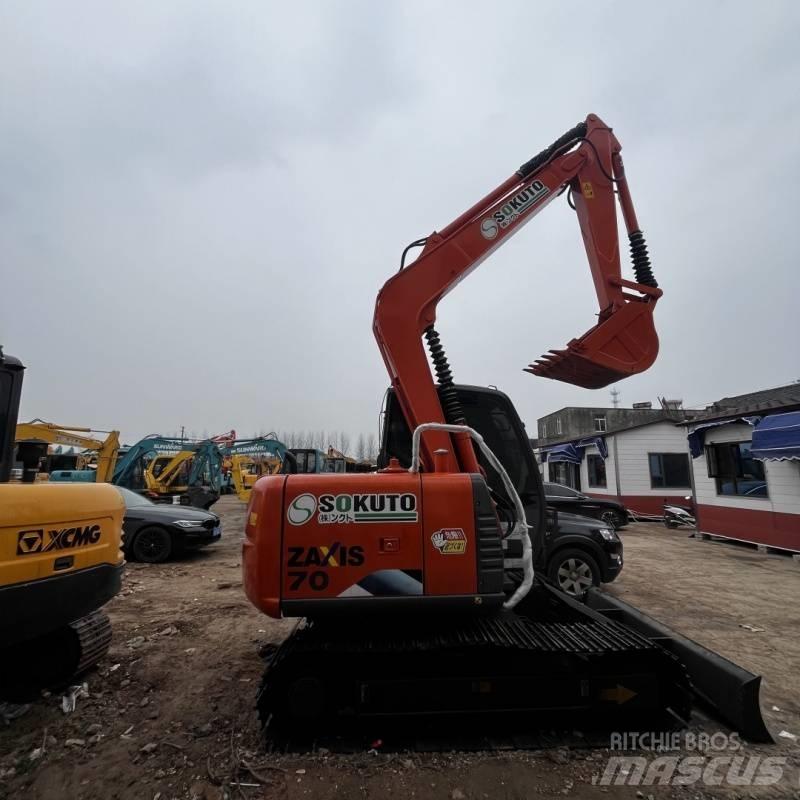 Hitachi ZX 70 Midi bageri 7t – 12t