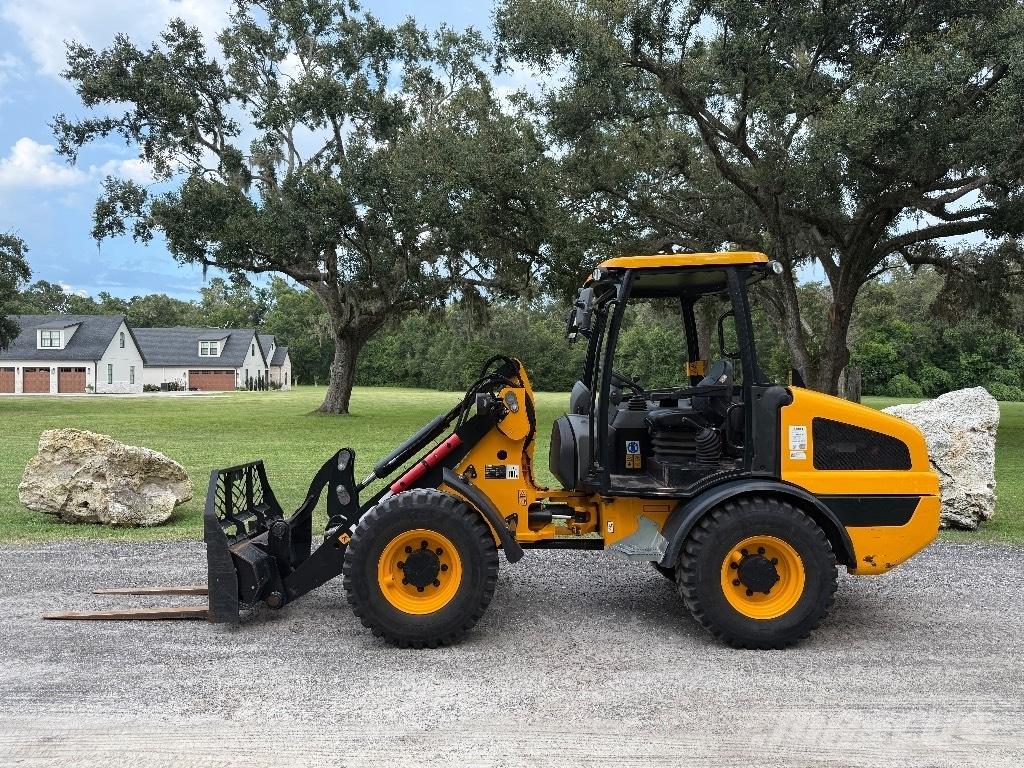 JCB 407 Utovarivači na točkove