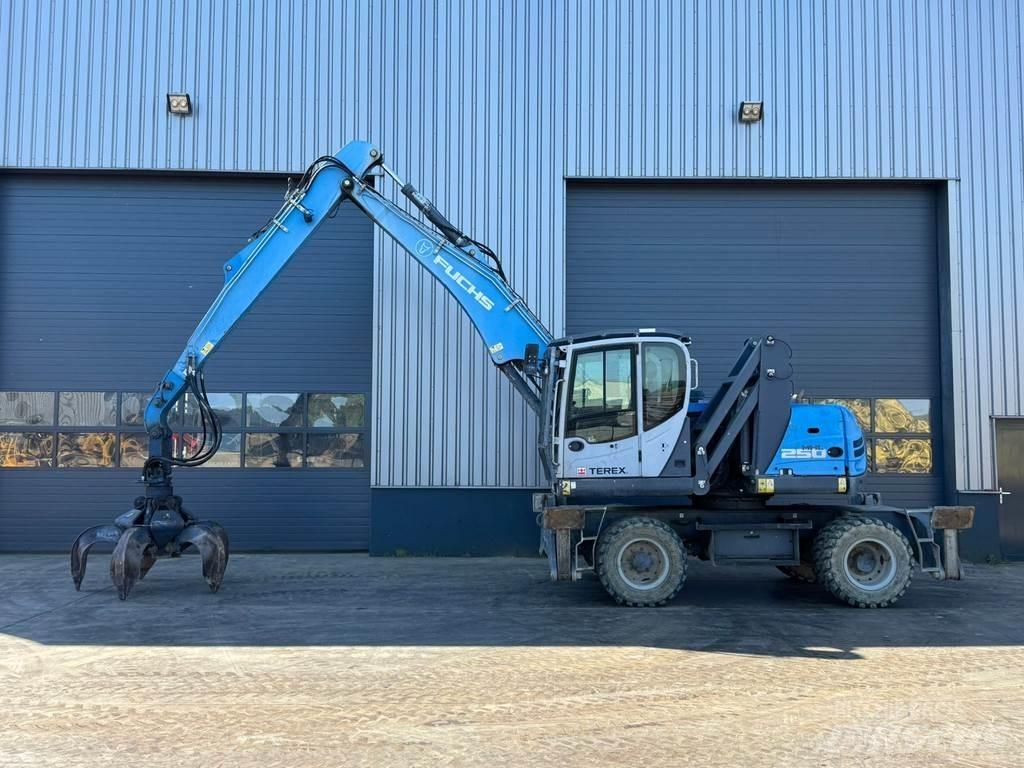 Fuchs MHL 250 E Bageri za prenos primarnih/sekundarnih sirovina