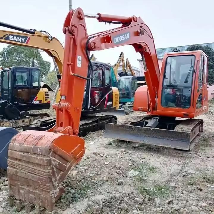 Doosan DH70-7 Bageri guseničari