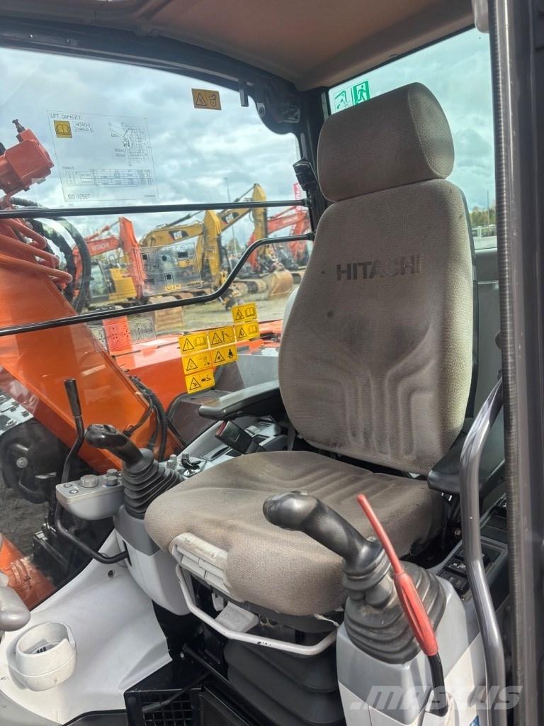 Hitachi ZX 85 US-5A Midi bageri 7t – 12t