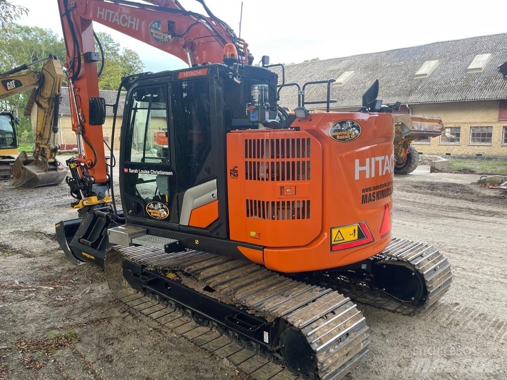 Hitachi ZX 135 US-7 Bageri guseničari