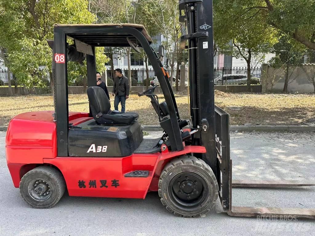 Hangcha A38 Dizelski viljuškari