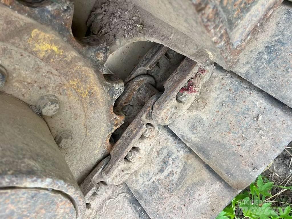 Komatsu PC70-8加长臂 Bageri guseničari