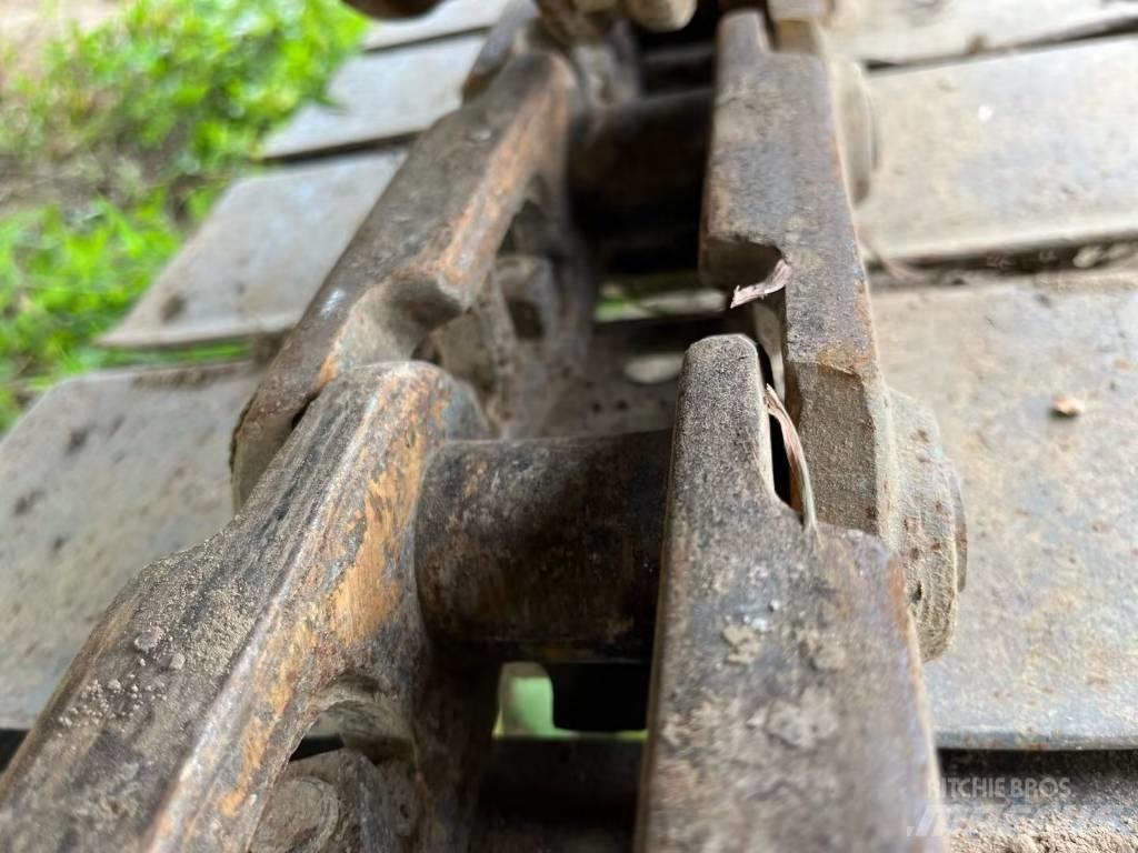 Komatsu PC70-8加长臂 Bageri guseničari