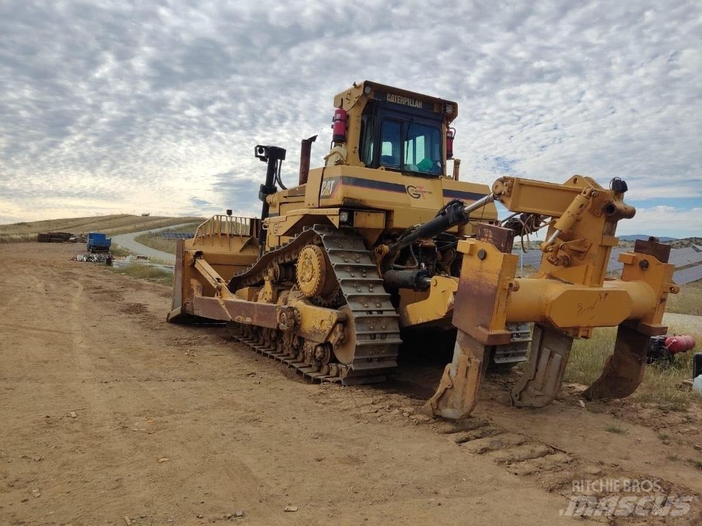 CAT D 9 R Buldožeri guseničari