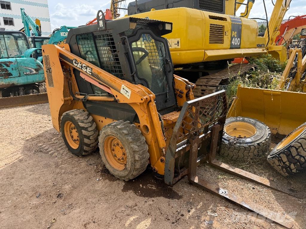 CASE 410 Skid steer mini utovarivači