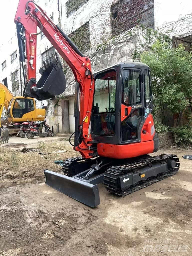 Kubota U35 Mini bageri < 7t