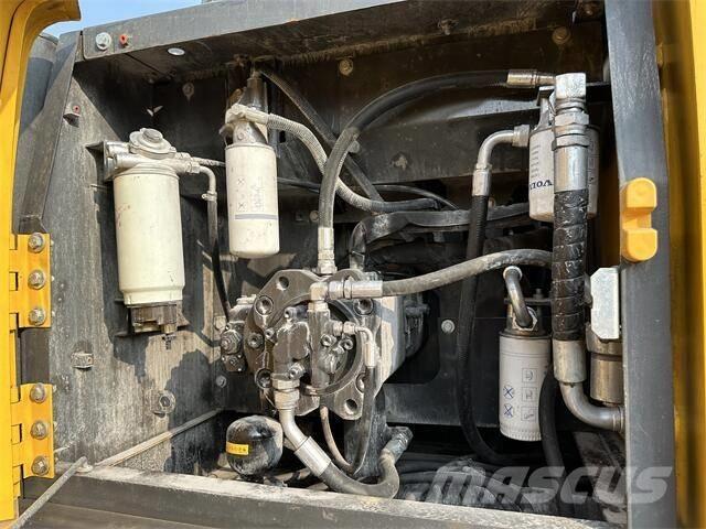 Volvo EC240 Bageri guseničari