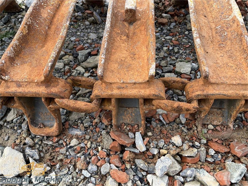 Clark ATF 600x26,5 Gusenice, lanci i podvožje