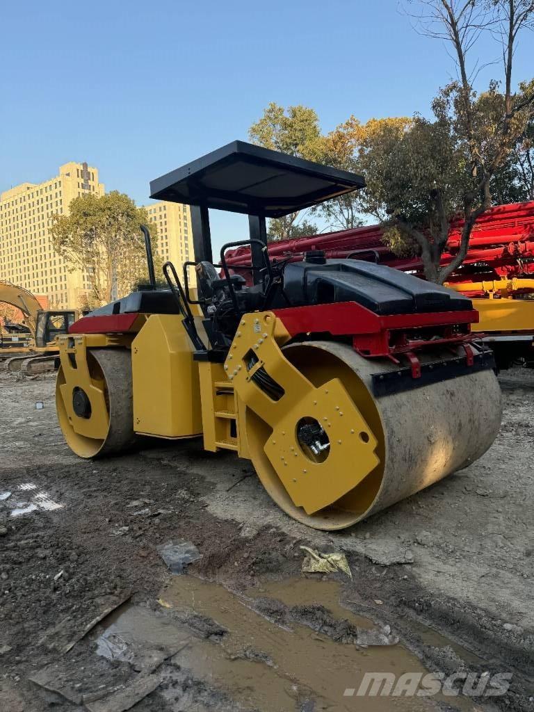 Dynapac CC 522 Valjci sa duplim bubnjem