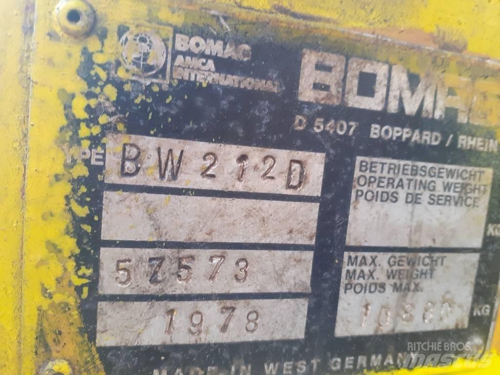 Bomag BW 212 D Nabijači zemlje