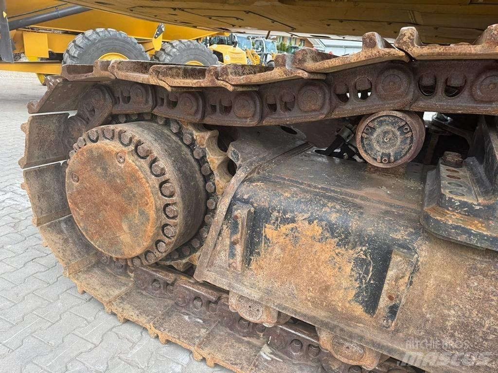 CAT 390 F L ME Bageri guseničari