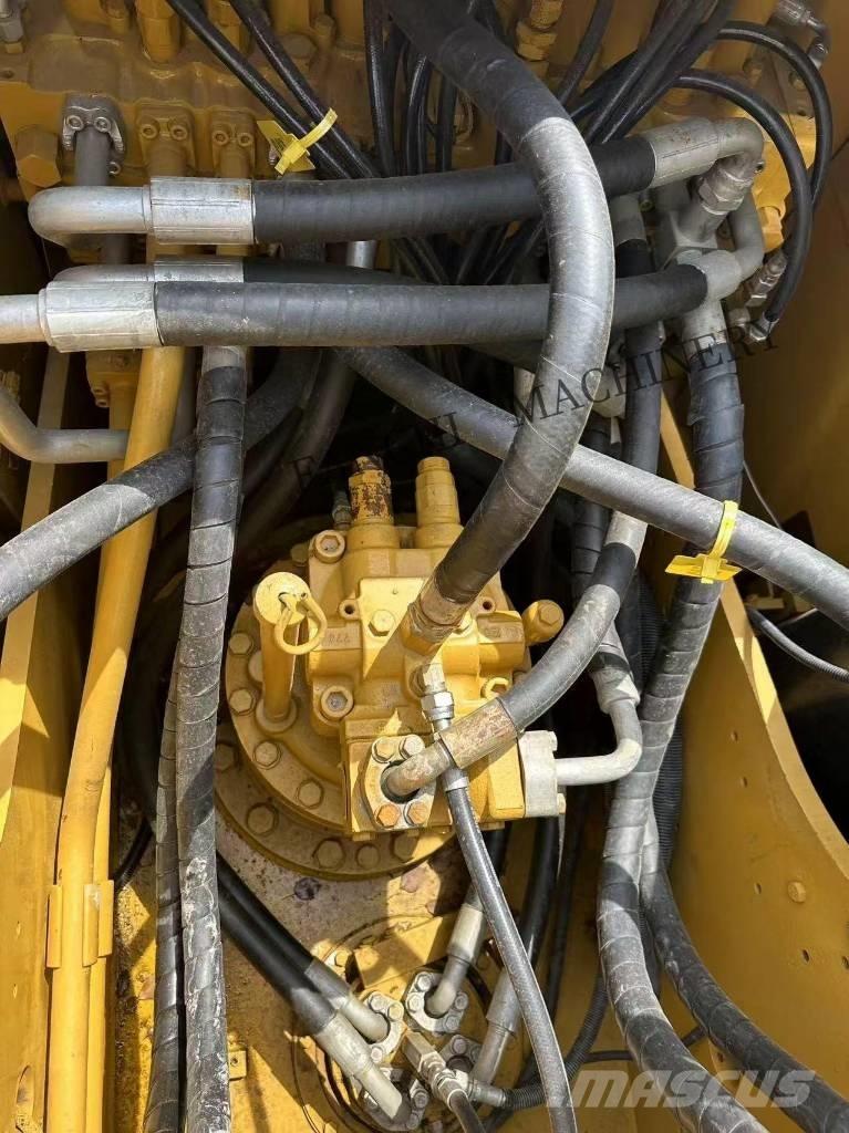 CAT 323 D2 Bageri guseničari