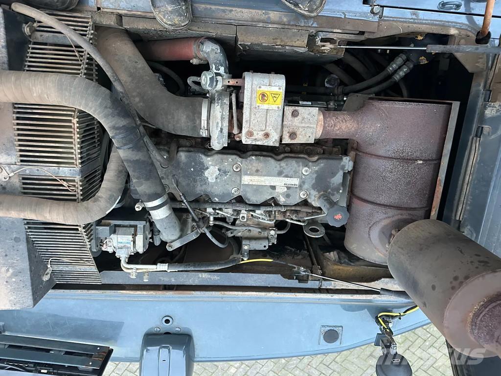 Komatsu PW200-7EO Bageri točkaši