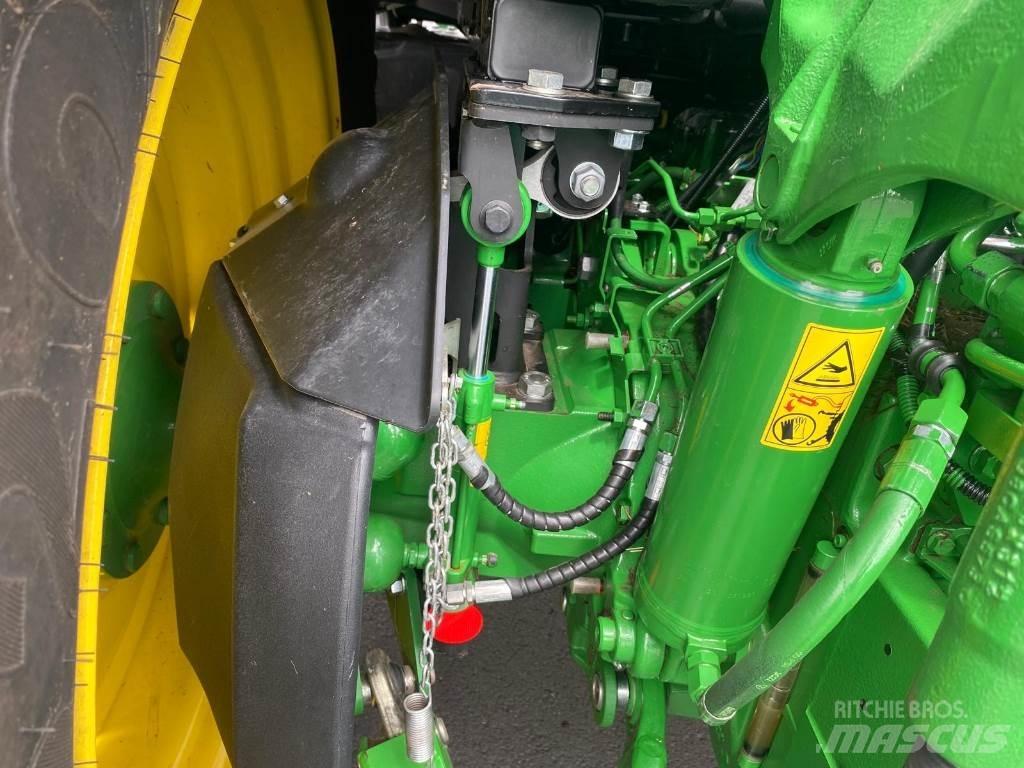 John Deere 6R130 Traktori