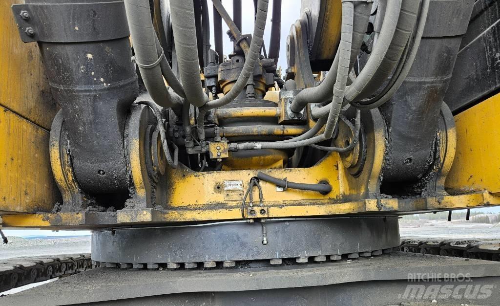 CAT 390 F Bageri guseničari