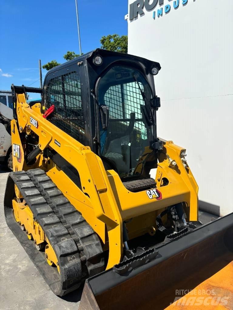 CAT 259D3 Skid steer mini utovarivači