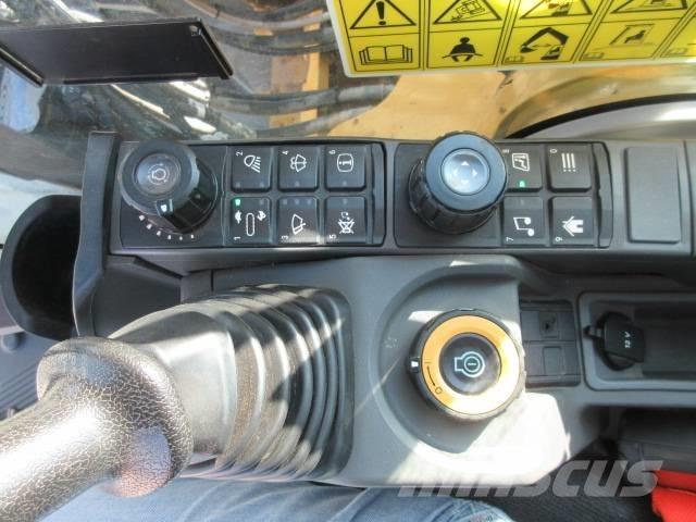 CAT 320 GC Bageri guseničari