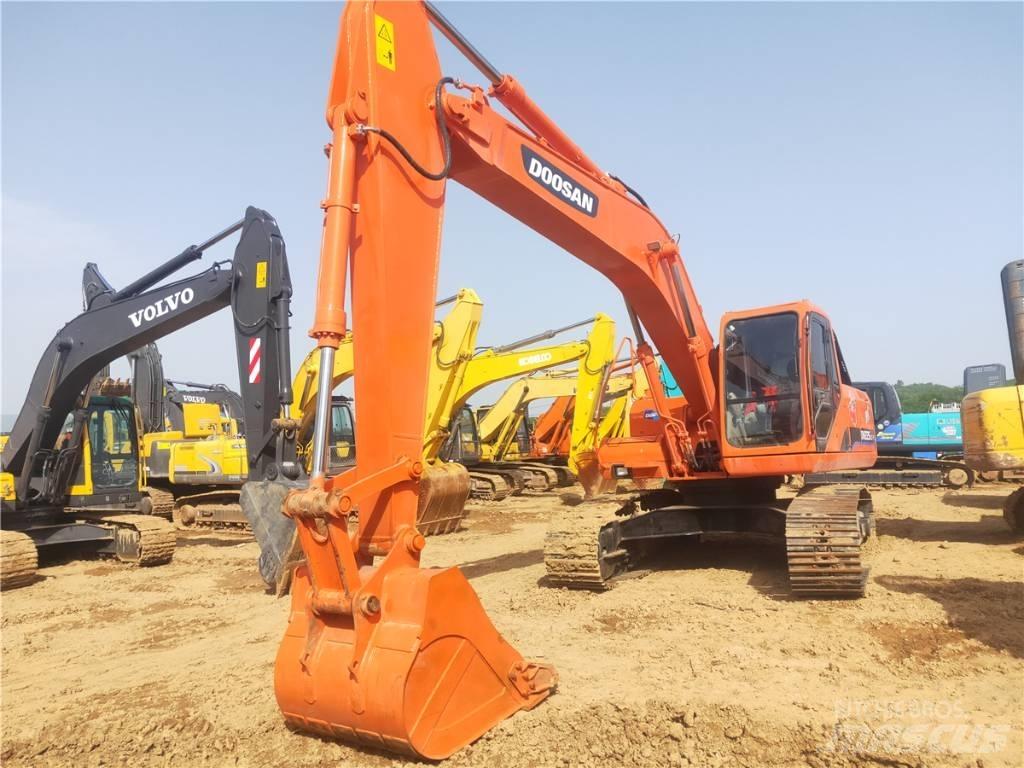 Doosan DH 225 LC-7 Bageri guseničari