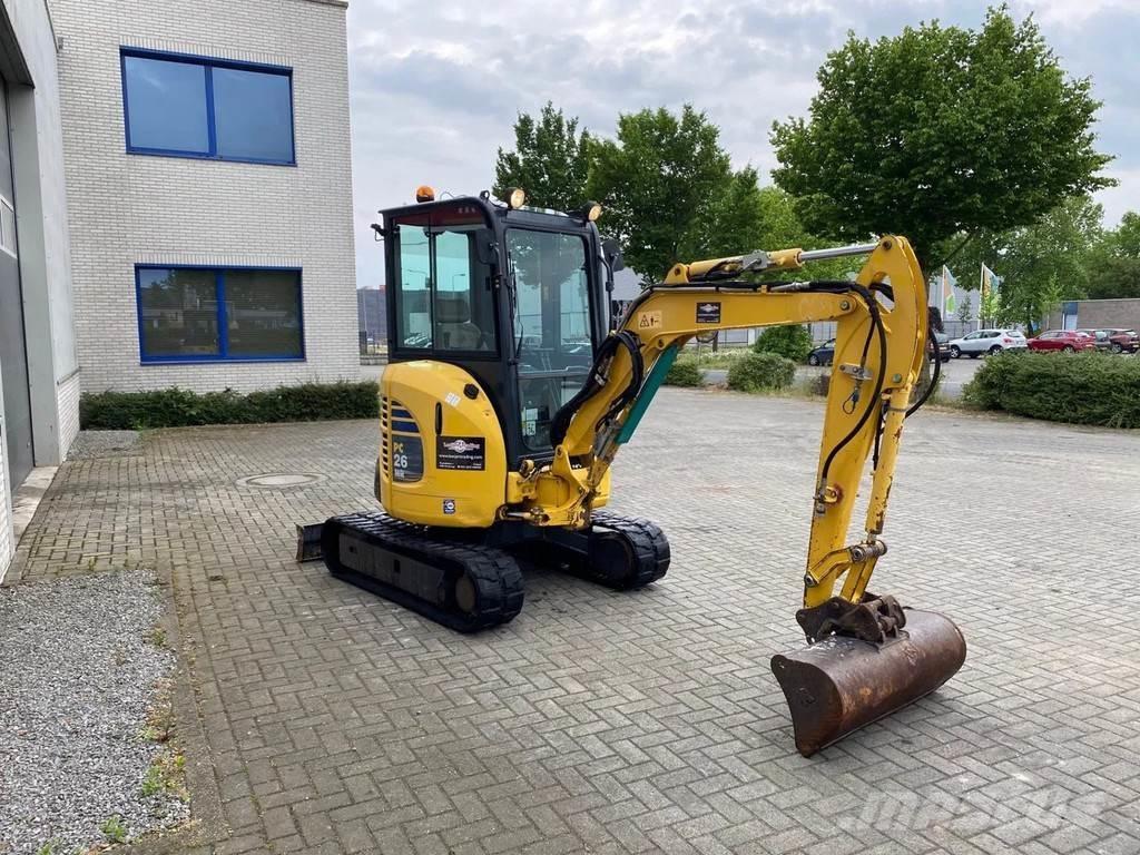 Komatsu PC26MR-3 Mini bageri < 7t