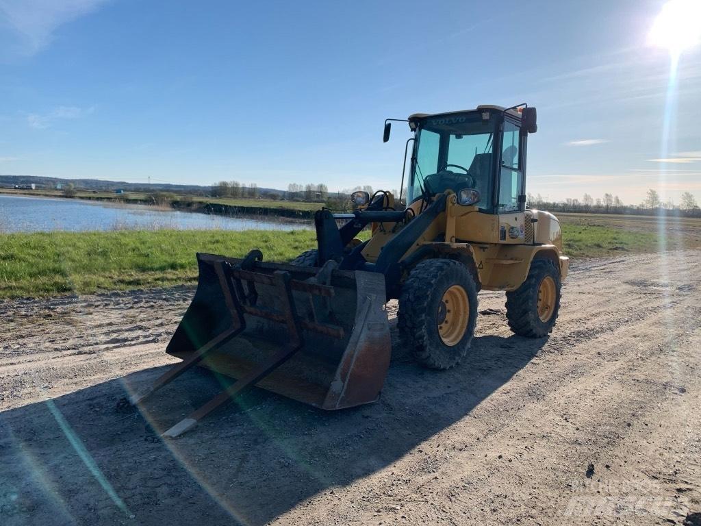 Volvo L 30 G Utovarivači na točkove