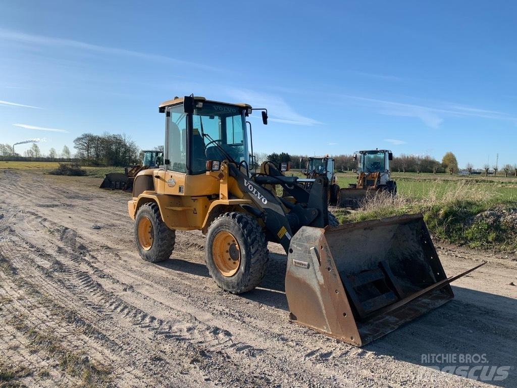 Volvo L 30 G Utovarivači na točkove
