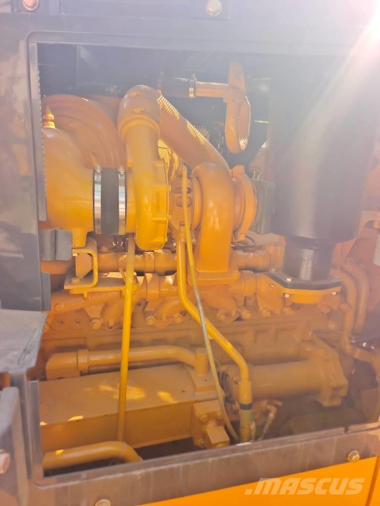 Shantui SD 22 Buldožeri guseničari