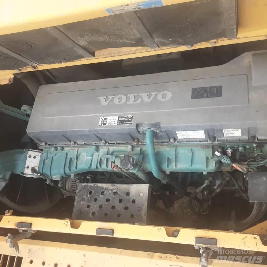 Volvo EC 700 B LC Bageri guseničari