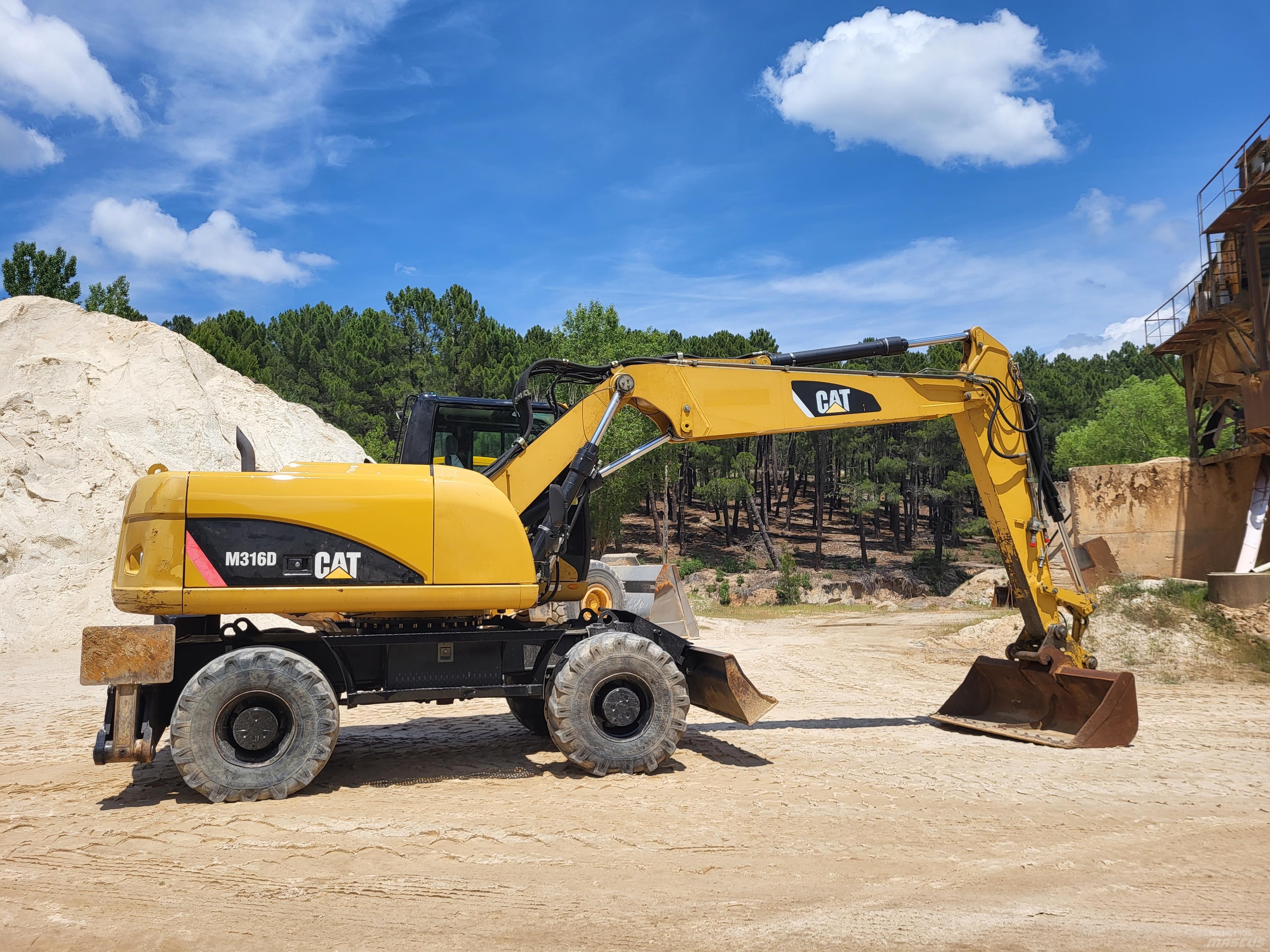 CAT 316d Bageri točkaši