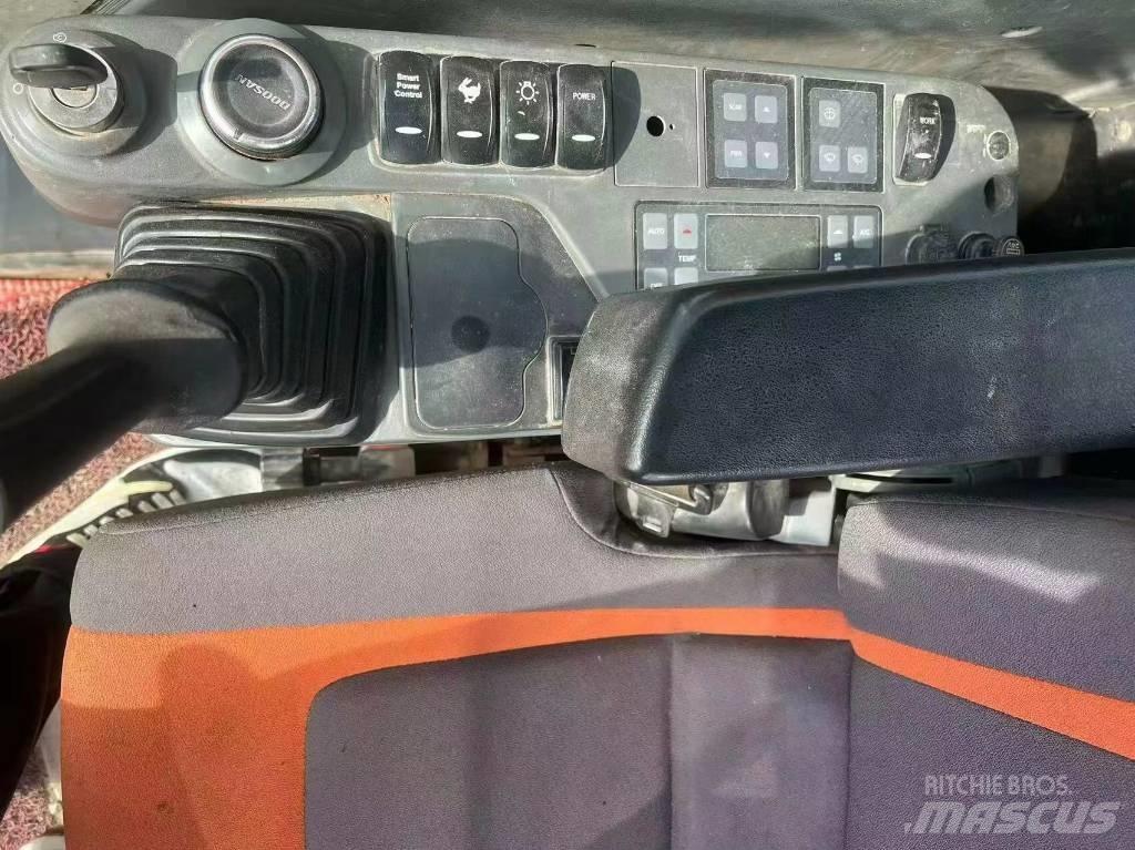 Doosan DX420LC Midi bageri 7t – 12t
