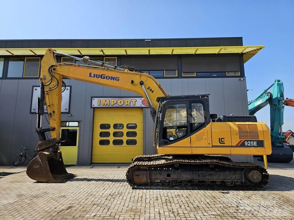 LiuGong CLG925E Bageri guseničari
