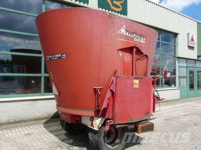Trioliet SM-14 Hranilice za živinu