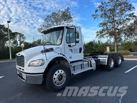 Freightliner M2 Tegljači