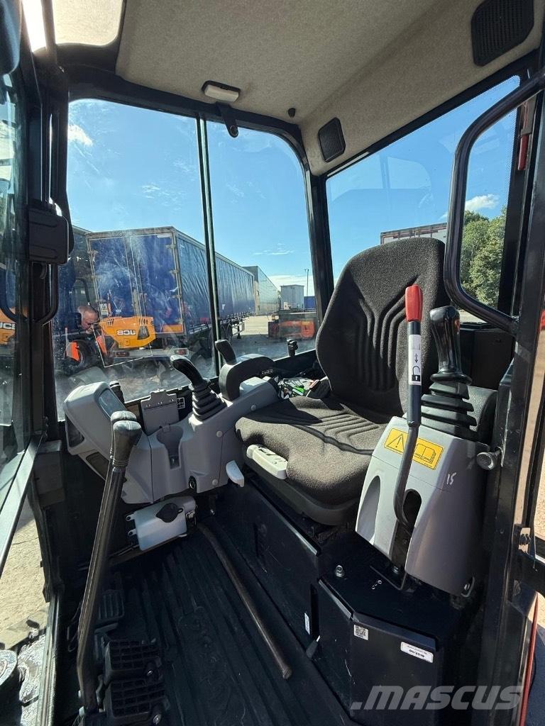 Kubota U 27-4 Mini bageri < 7t