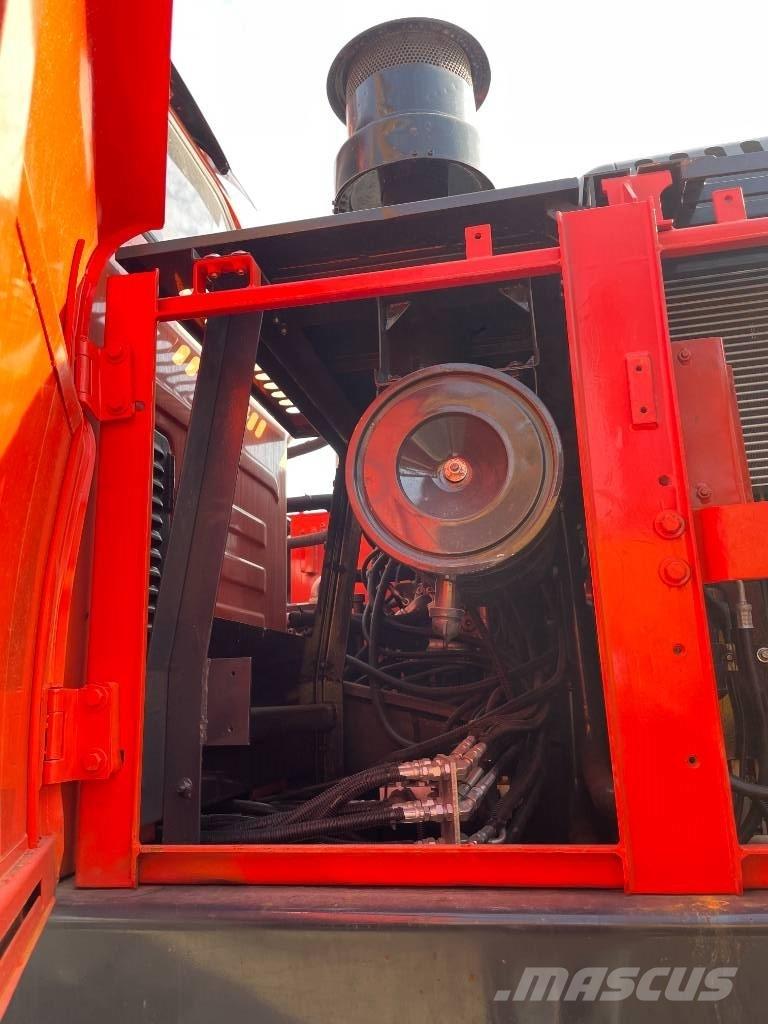 Doosan DX 225 LCA Bageri guseničari