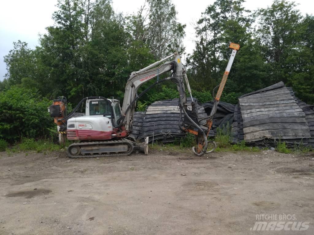 Takeuchi TB 290 Bageri guseničari