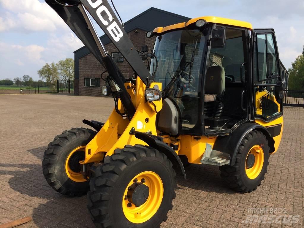 JCB 406 Utovarivači na točkove