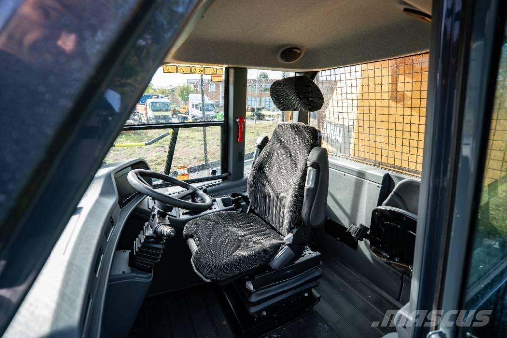 Hyundai HA 30 A Zglobni damperi