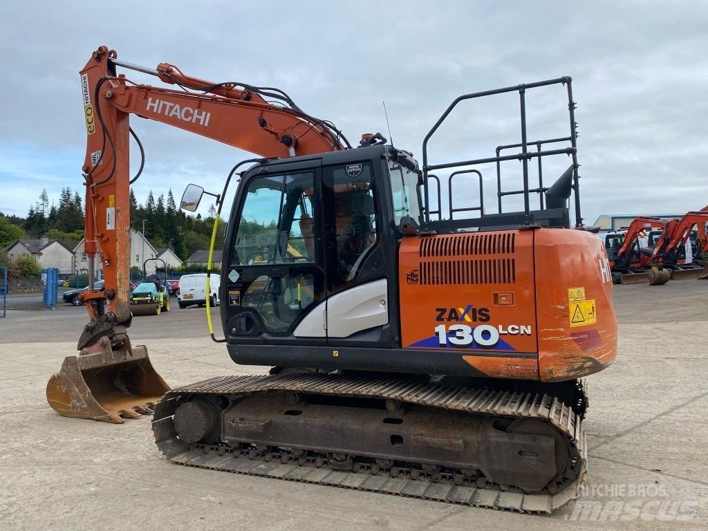 Hitachi ZX130 LCN-6 Bageri guseničari